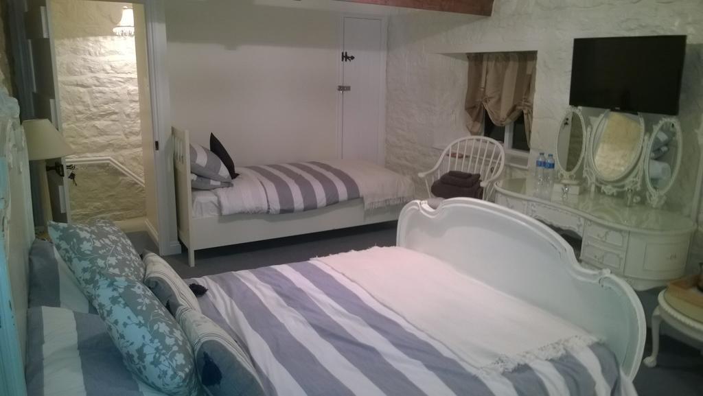 Troy House Bed and Breakfast Painswick Værelse billede